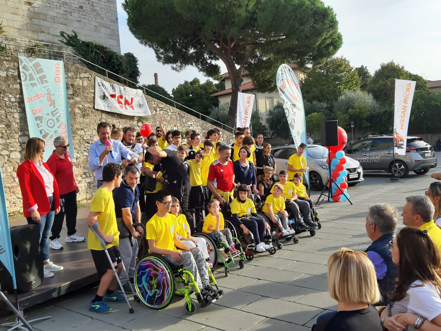 Squadra Pallamano a Ruota Libera in palestra